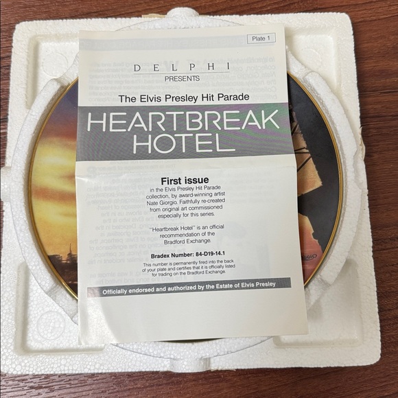 ELVIS PRESLEY
HEARTBREAK HOTEL
COLLECTOR PLATE NATE
GIORGIO 1ST ISSUE - Picture 5 of 14